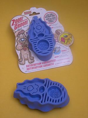 Silicone borstel Zoom Groom bl