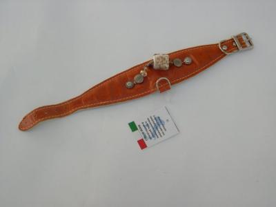 Halsband terra lak/leer